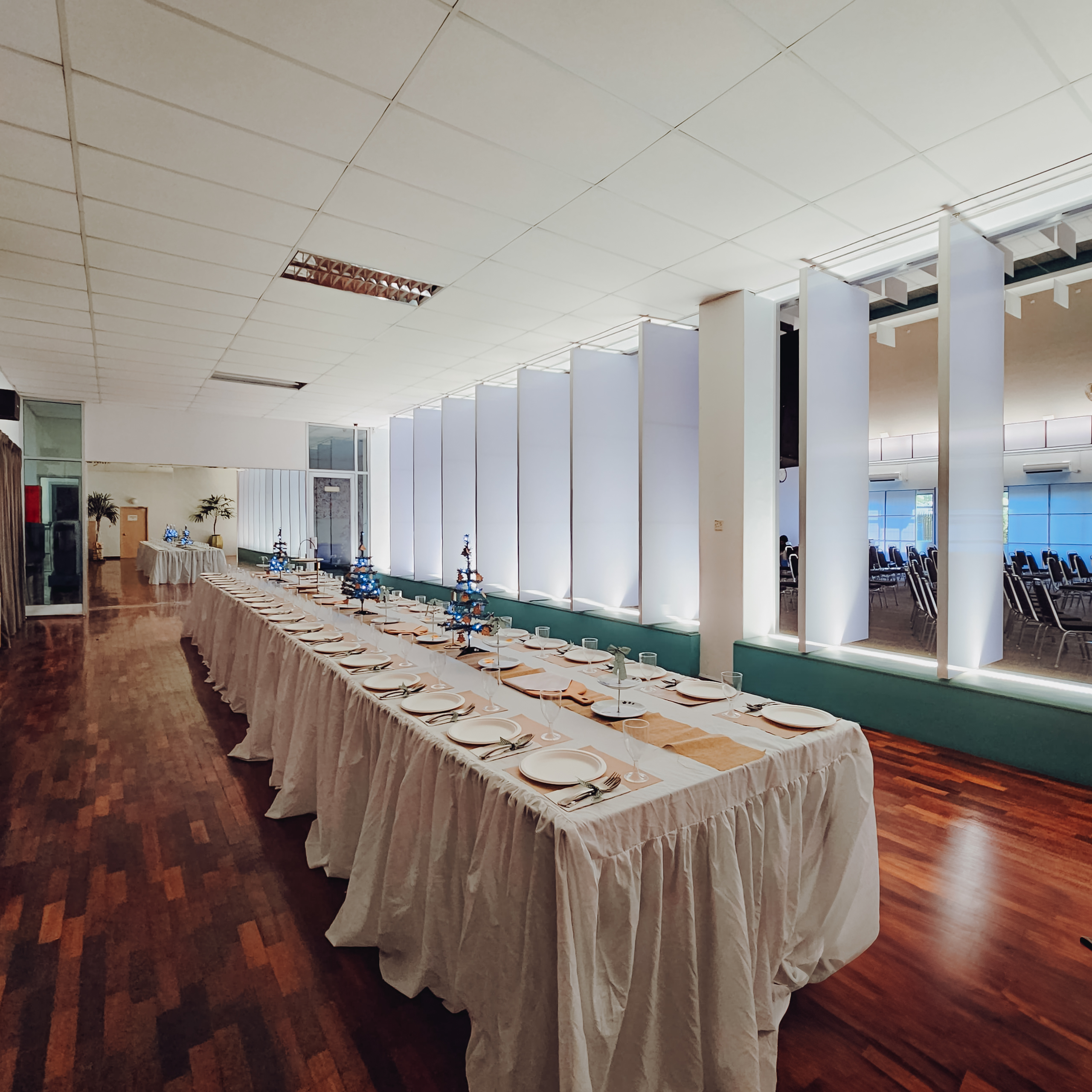 dinning space for rent in kuching